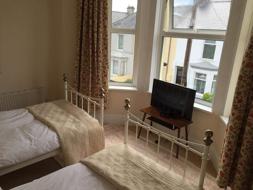 Cambridge House Bed & Breakfast Torpoint Exterior foto
