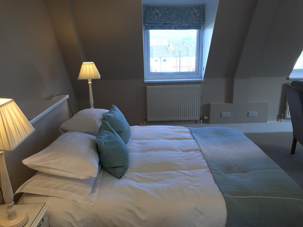 Cambridge House Bed & Breakfast Torpoint Exterior foto